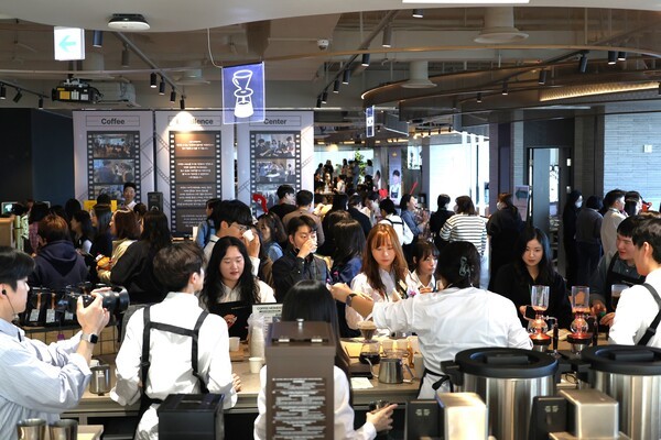  스타벅스가 이달 21일 스타벅스 지원센터에서 연중 최대 파트너 대상 커피 세미나인 '별다방 엑스포'를 개최했다. [사진=스타벅스제공]